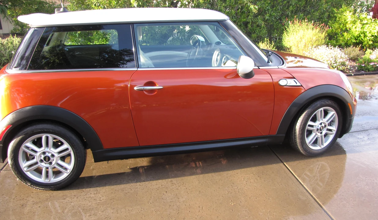 2013 Mini Mini 2nd Gen - Image 18 of 31
