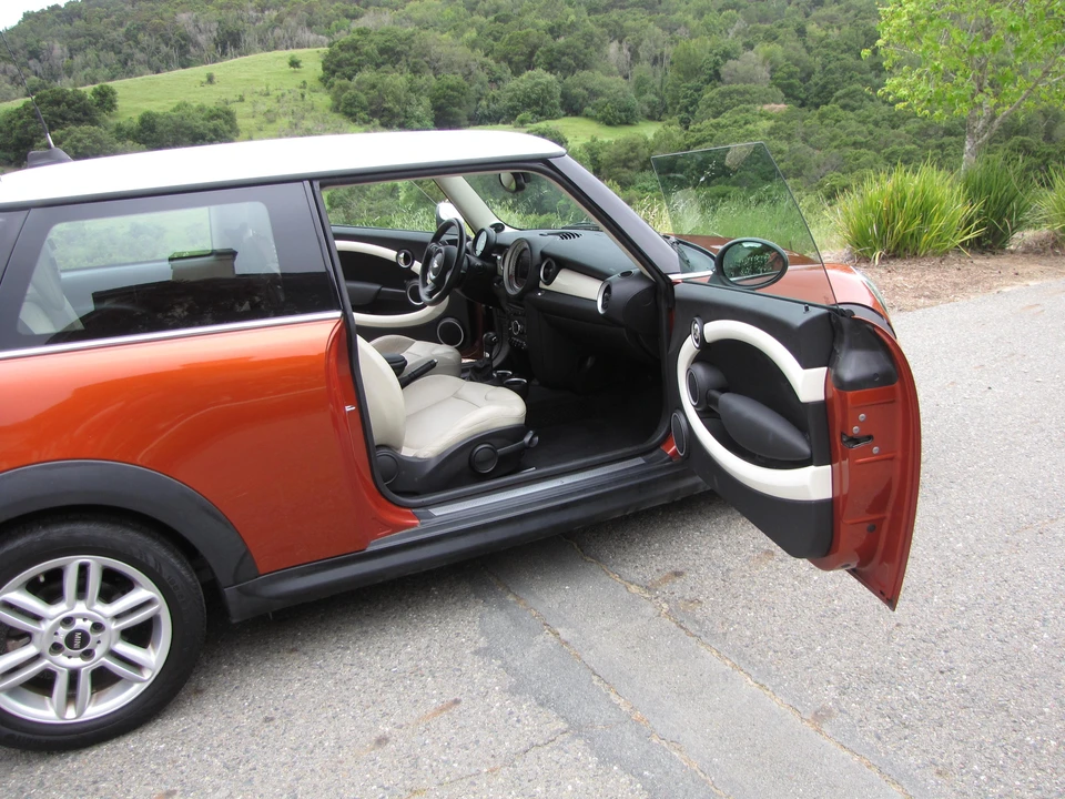 2013 Mini Mini 2nd Gen - Image 29 of 31