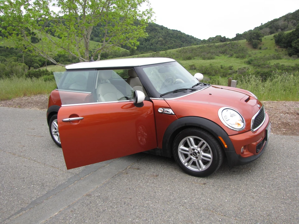 2013 Mini Mini 2nd Gen - Image 30 of 31