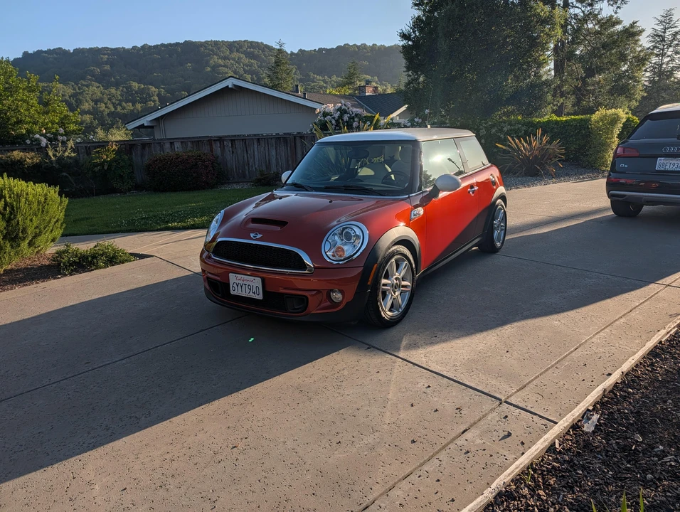 2013 Mini Mini 2nd Gen - Image 8 of 31