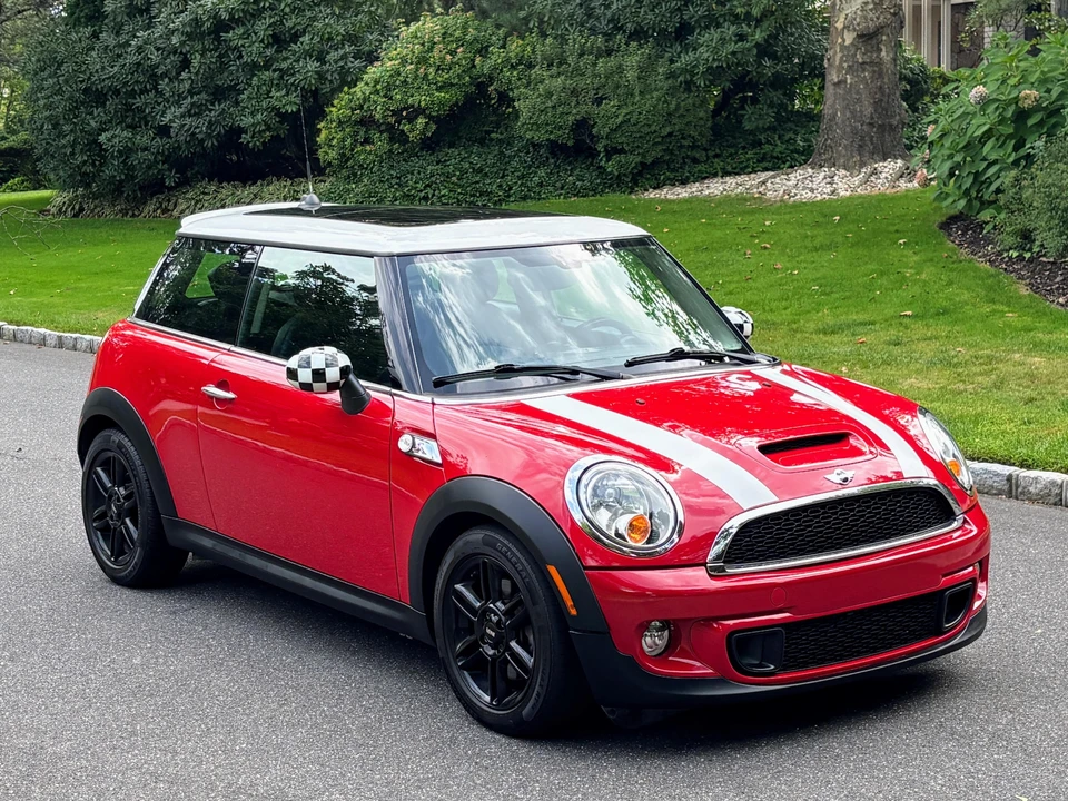 2013 Mini Mini 2nd Gen - Image 13 of 31