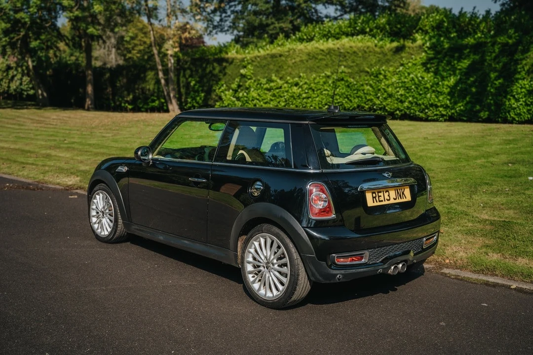 2013 Mini Mini 2nd Gen - Image 8 of 30
