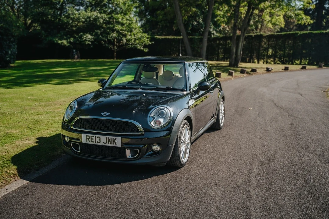 2013 Mini Mini 2nd Gen - Image 6 of 30