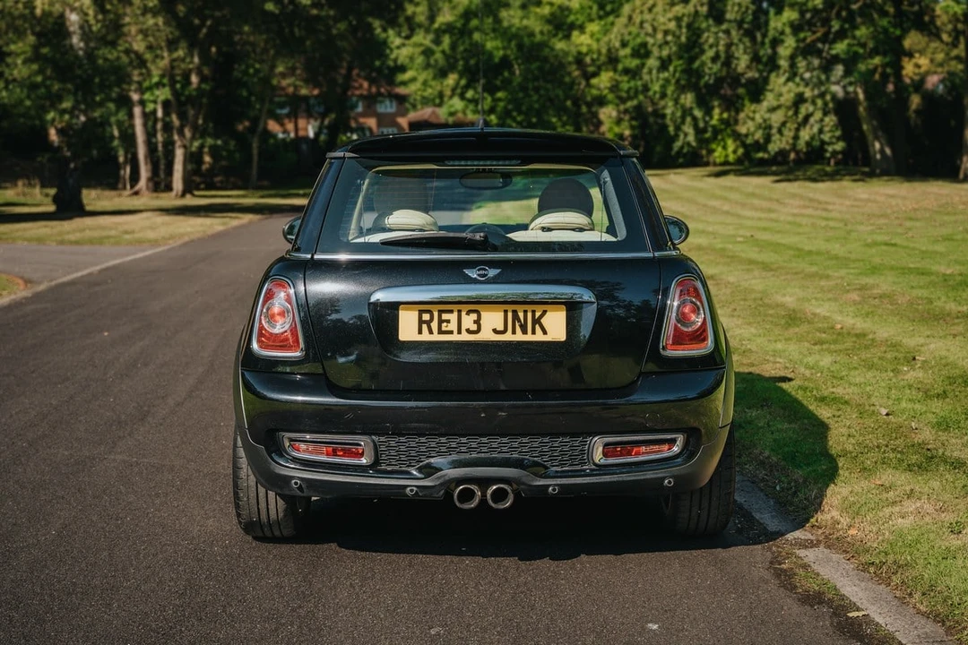 2013 Mini Mini 2nd Gen - Image 10 of 30