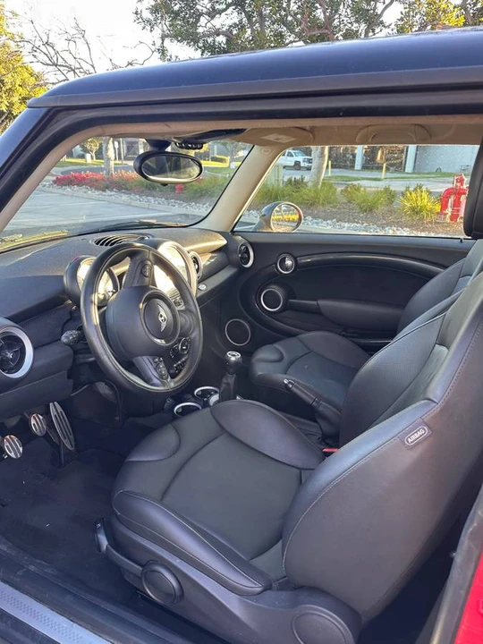 2013 Mini Mini 2nd Gen - Image 10 of 15