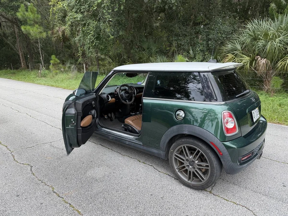 2013 Mini Mini 2nd Gen - Image 9 of 16