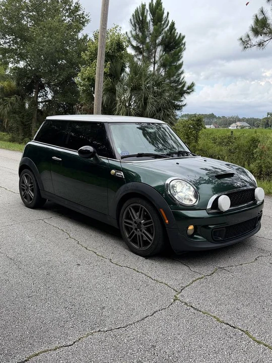 2013 Mini Mini 2nd Gen - Image 2 of 16