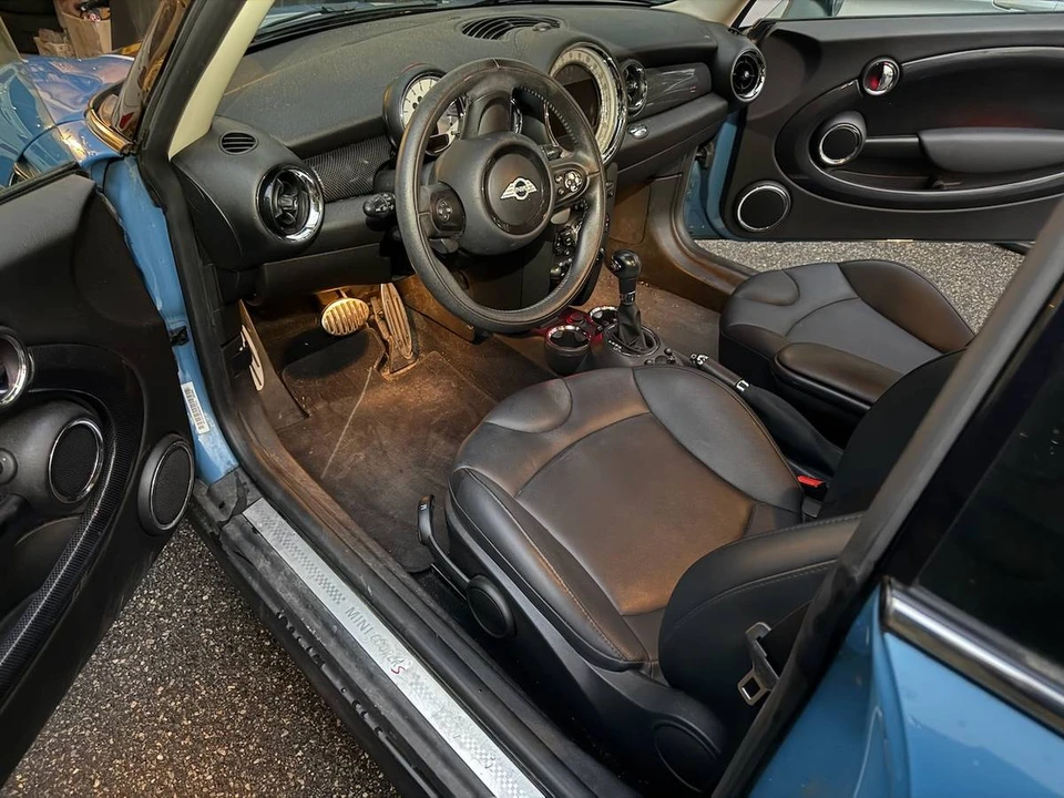 2013 Mini Mini 2nd Gen - Image 17 of 19