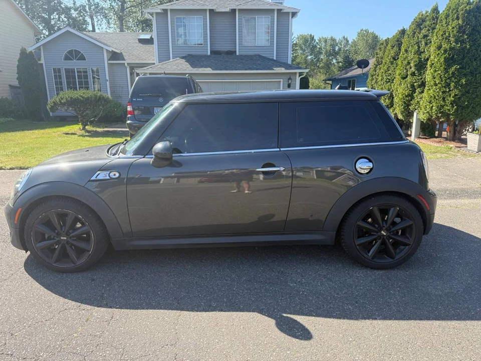 2013 Mini Mini 2nd Gen - Image 2 of 9