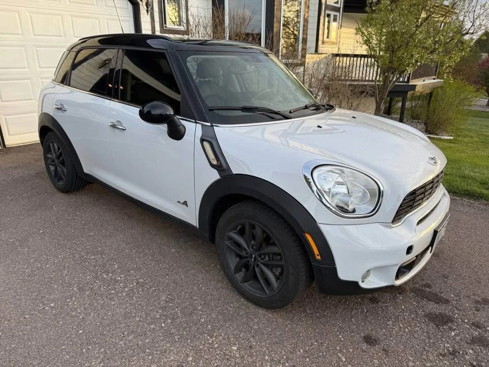 2013 Mini Mini 2nd Gen - Image 2 of 10