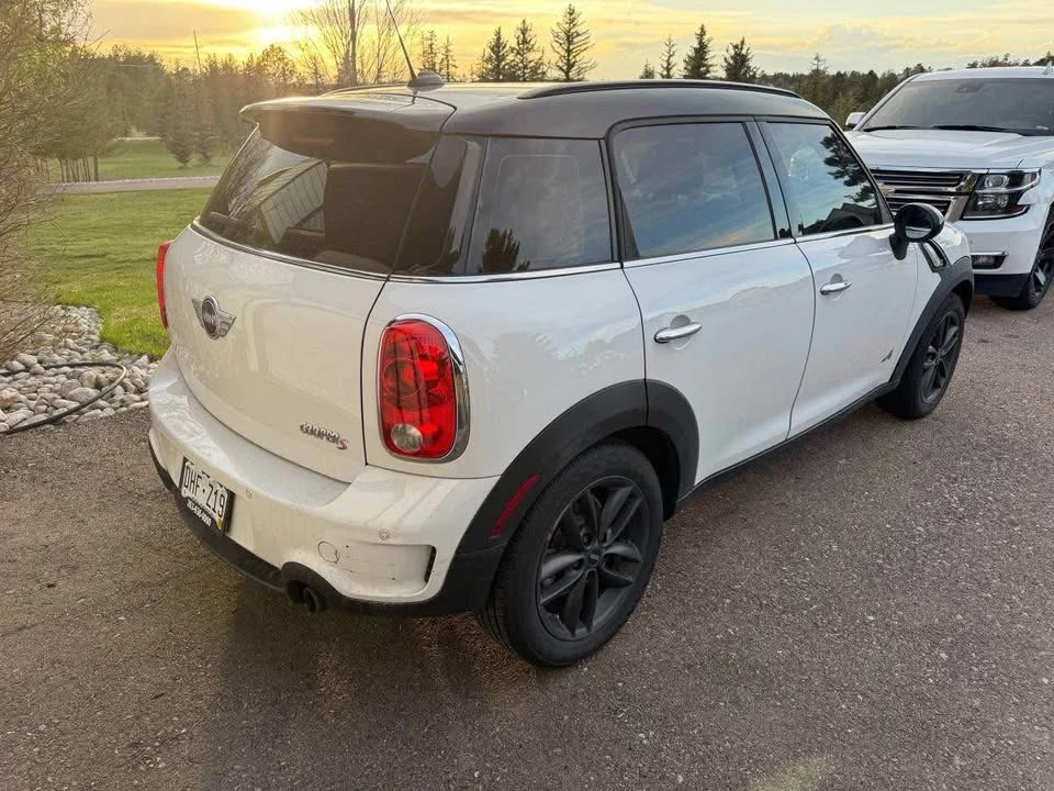2013 Mini Mini 2nd Gen - Image 3 of 10