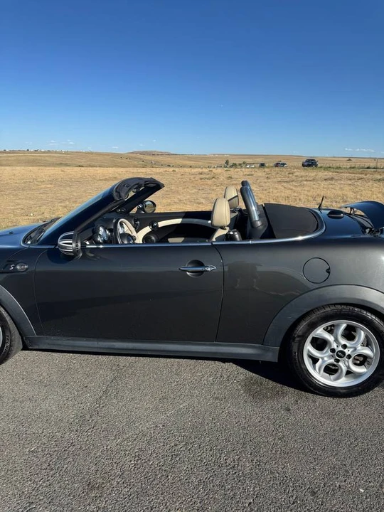 2013 Mini Coupe & Roadster - Image 15 of 24