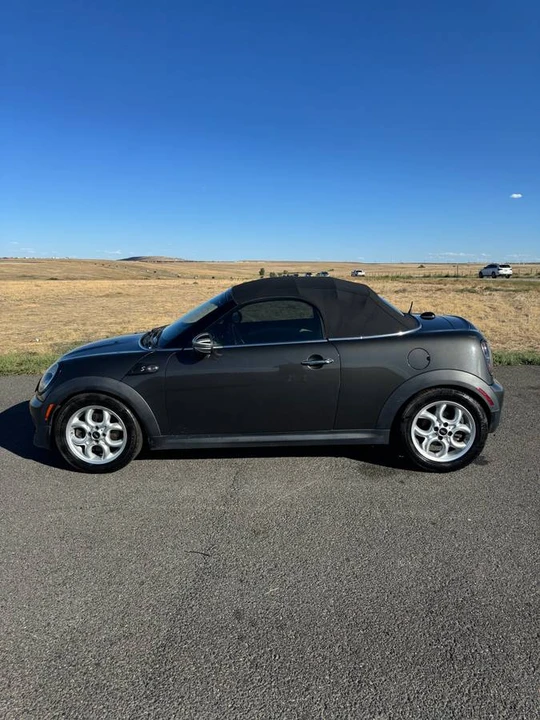 2013 Mini Coupe & Roadster - Image 2 of 24