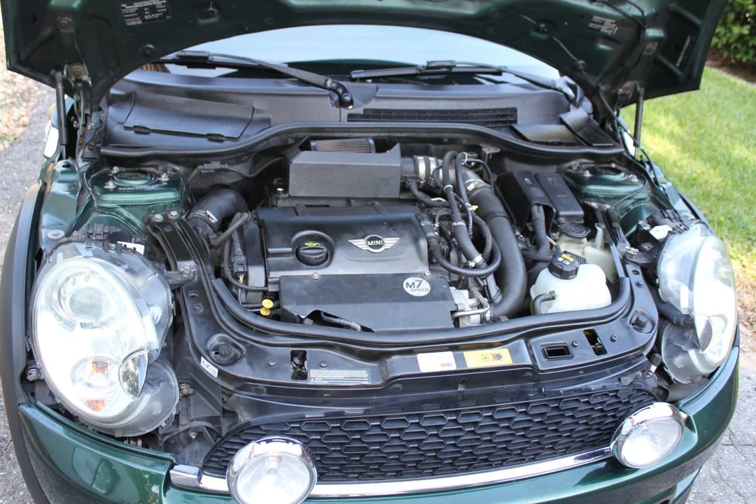 2013 Mini Mini 2nd Gen - Image 4 of 7