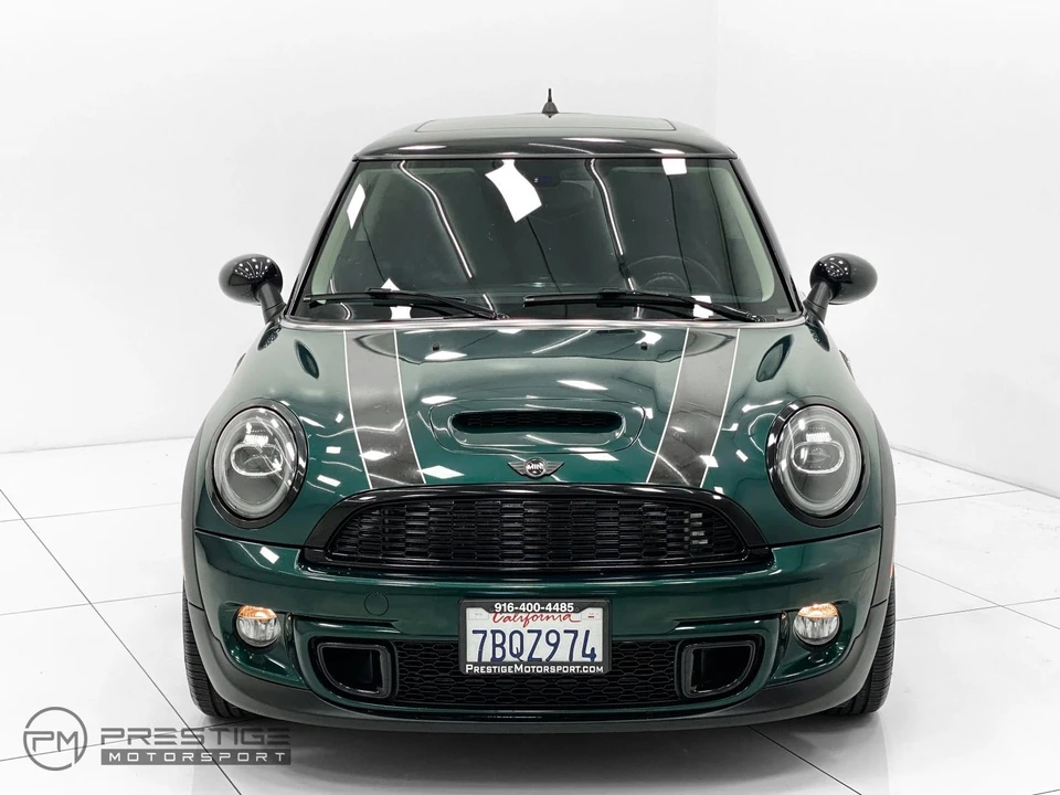 2013 Mini Mini 2nd Gen - Image 2 of 31