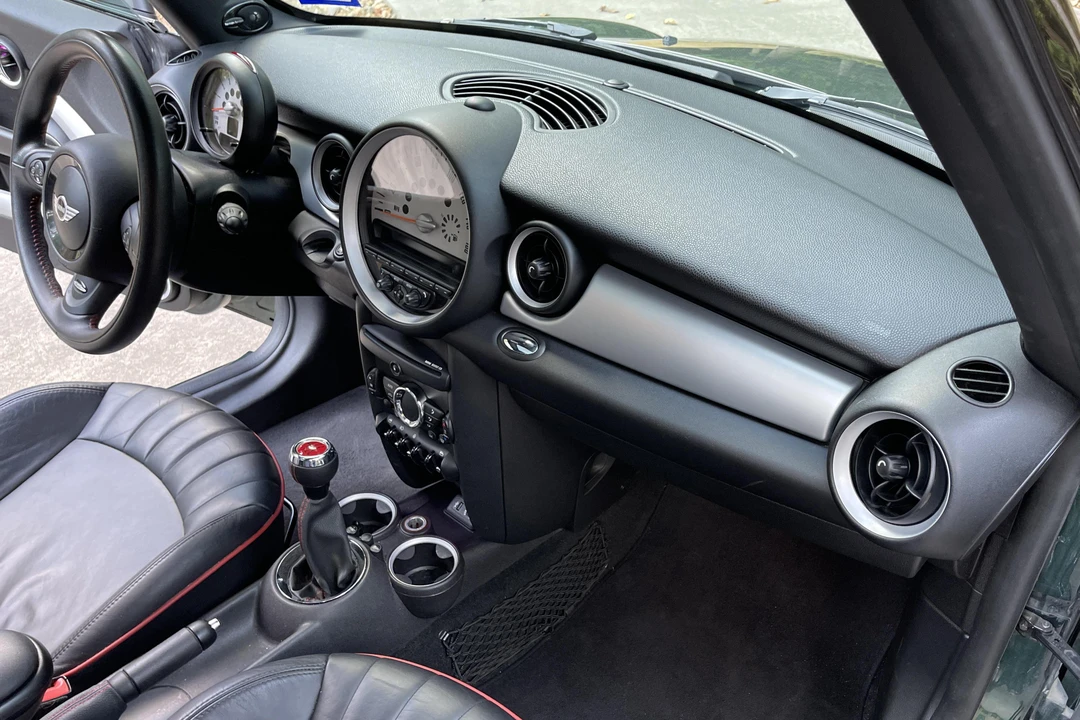 2013 Mini Mini 2nd Gen - Image 29 of 31