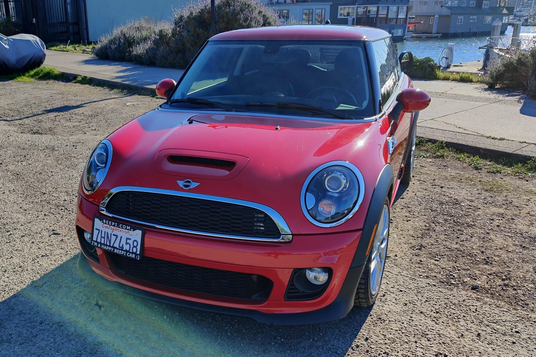 2013 Mini Mini 2nd Gen - Image 2 of 31