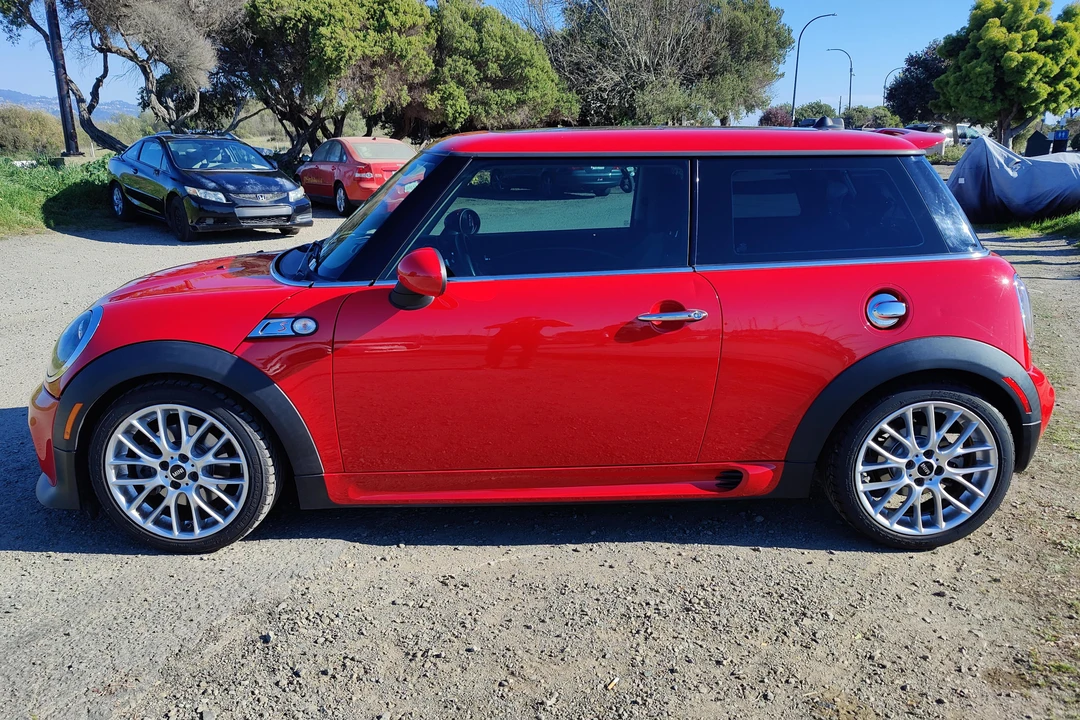 2013 Mini Mini 2nd Gen - Image 3 of 31