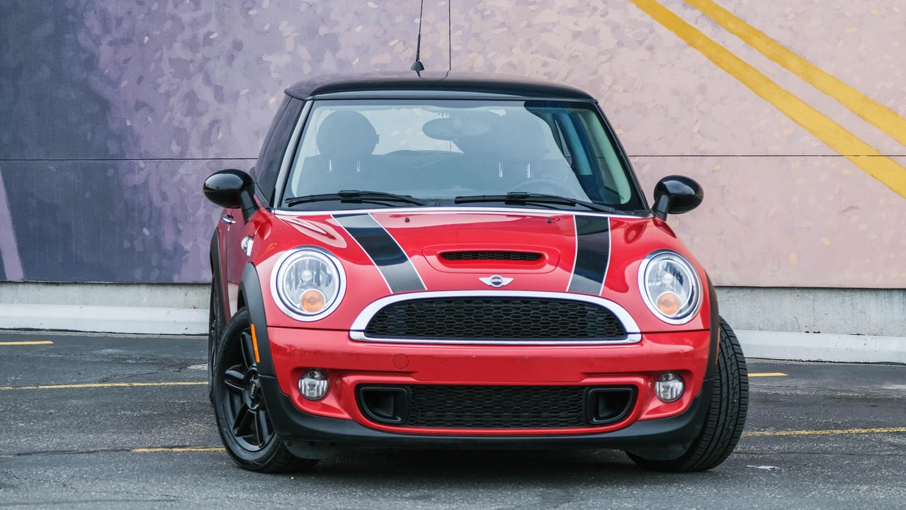 2013 Mini Mini 2nd Gen - Image 17 of 31