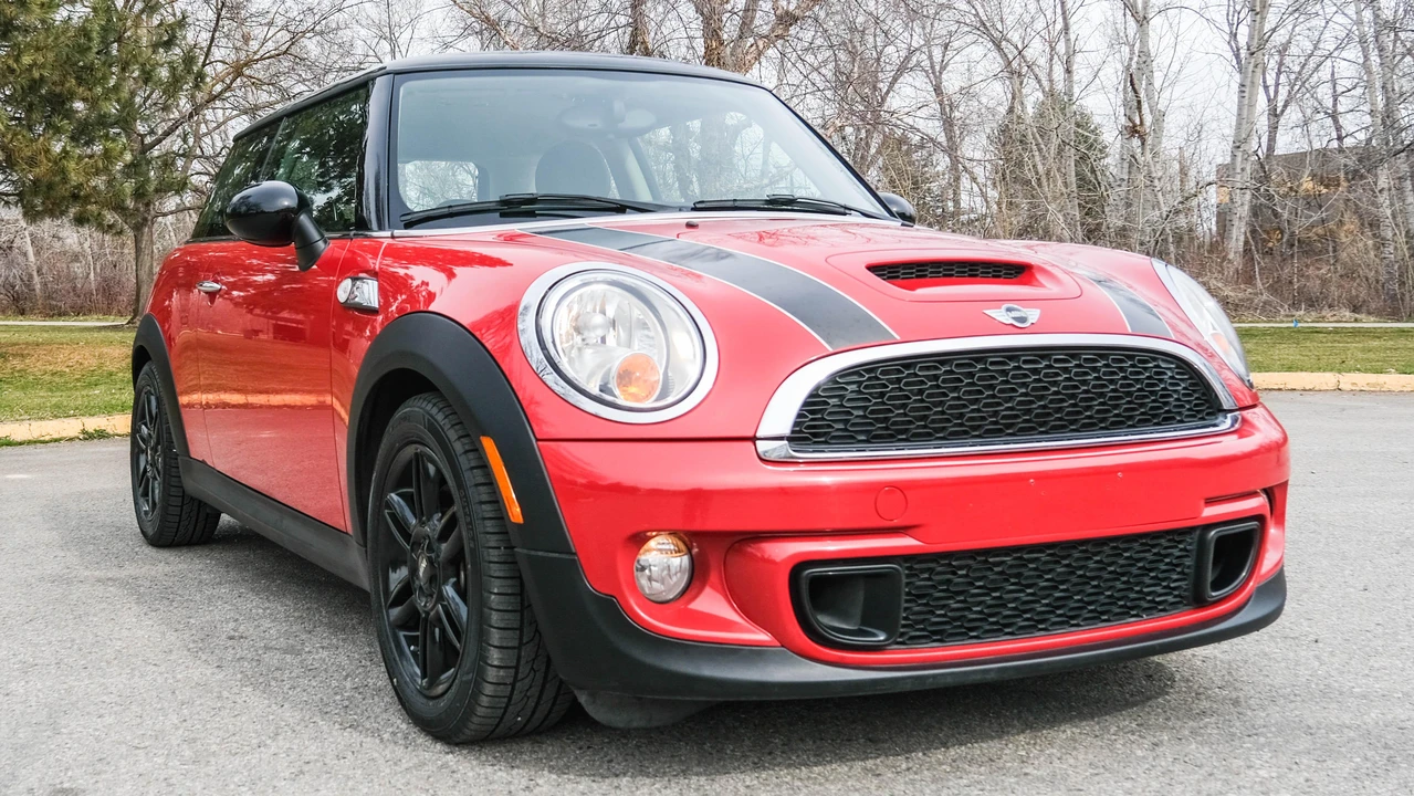 2013 Mini Mini 2nd Gen - Image 16 of 31