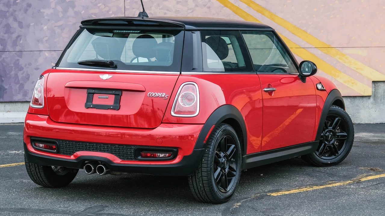 2013 Mini Mini 2nd Gen - Image 9 of 31