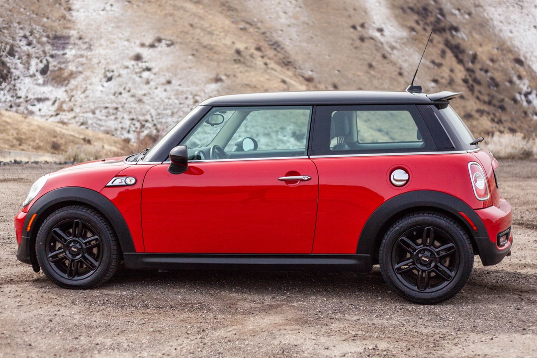 2013 Mini Mini 2nd Gen - Image 23 of 31