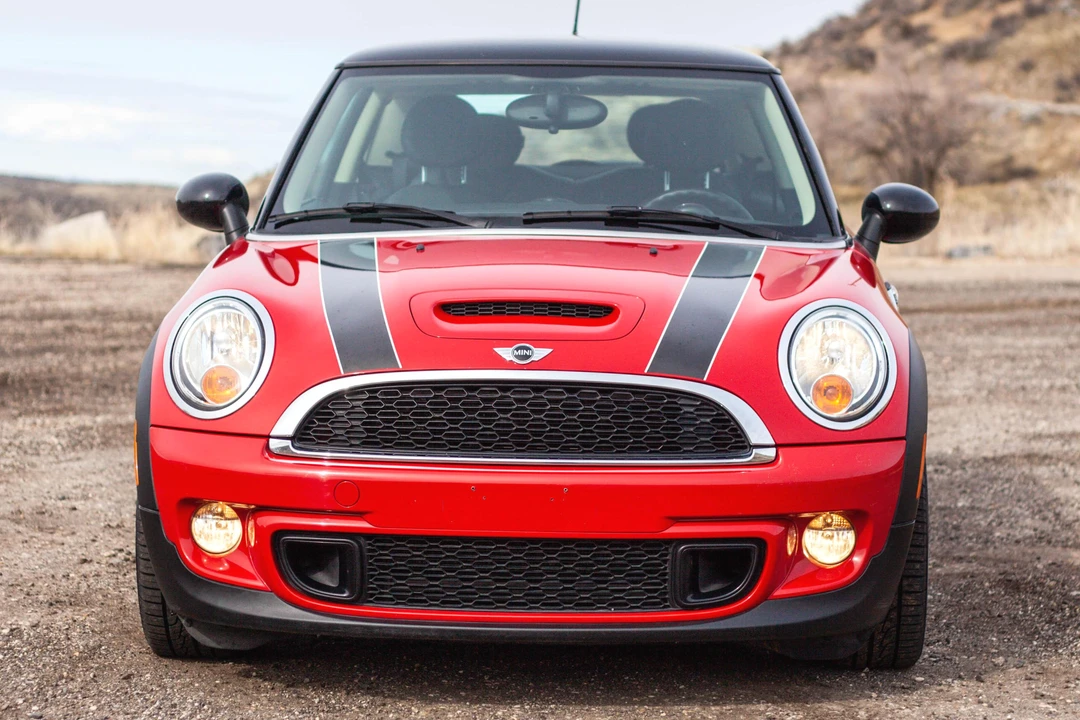 2013 Mini Mini 2nd Gen - Image 2 of 31