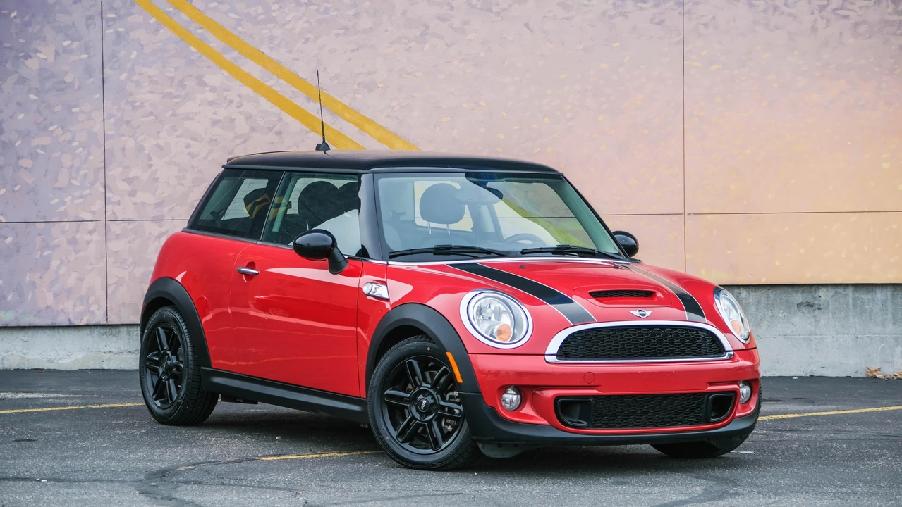 2013 Mini Mini 2nd Gen - Image 12 of 31