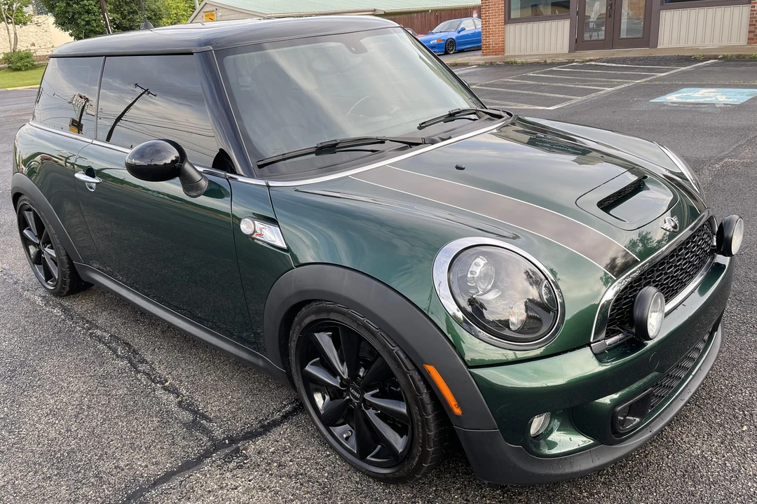 2013 Mini Mini 2nd Gen - Image 3 of 31