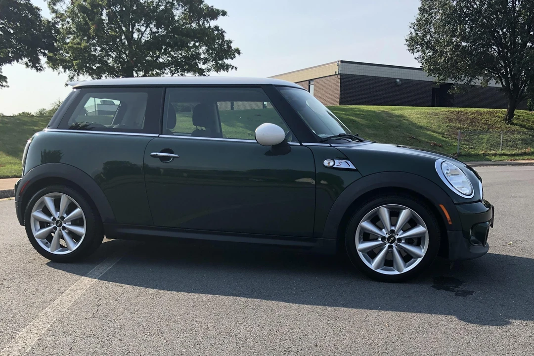 2013 Mini Mini 2nd Gen - Image 13 of 31