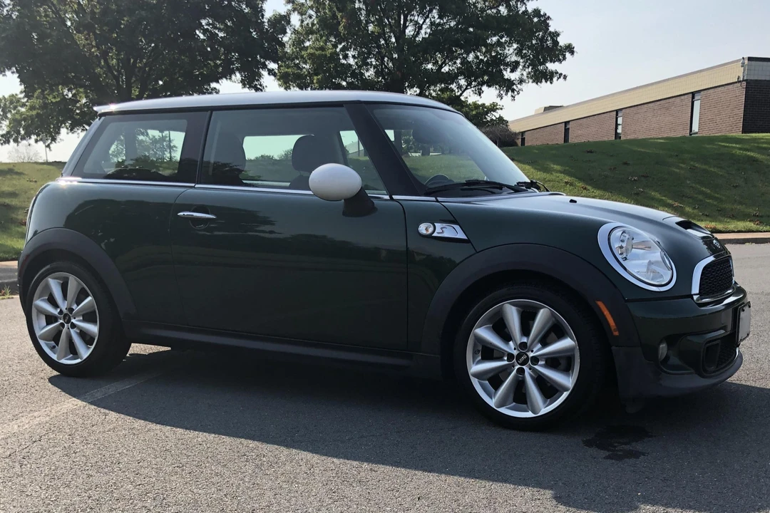 2013 Mini Mini 2nd Gen - Image 14 of 31