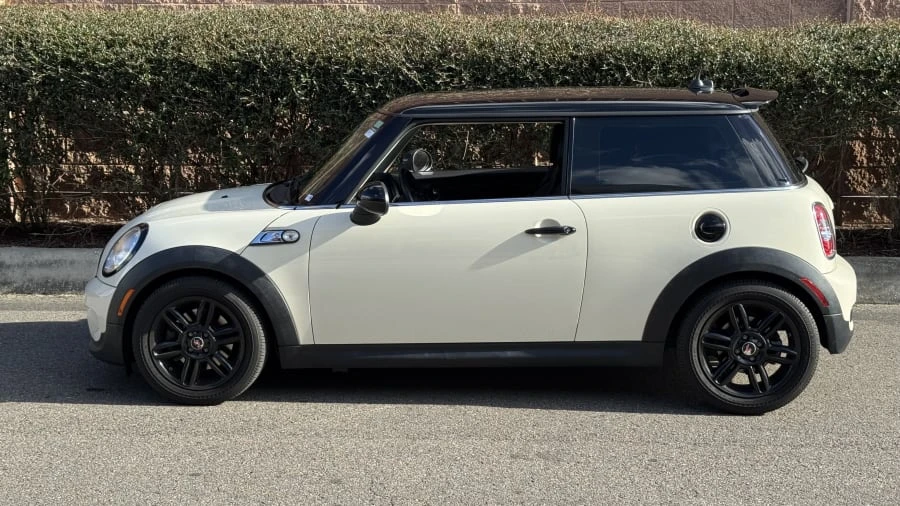 2013 Mini Mini 2nd Gen - Image 2 of 10