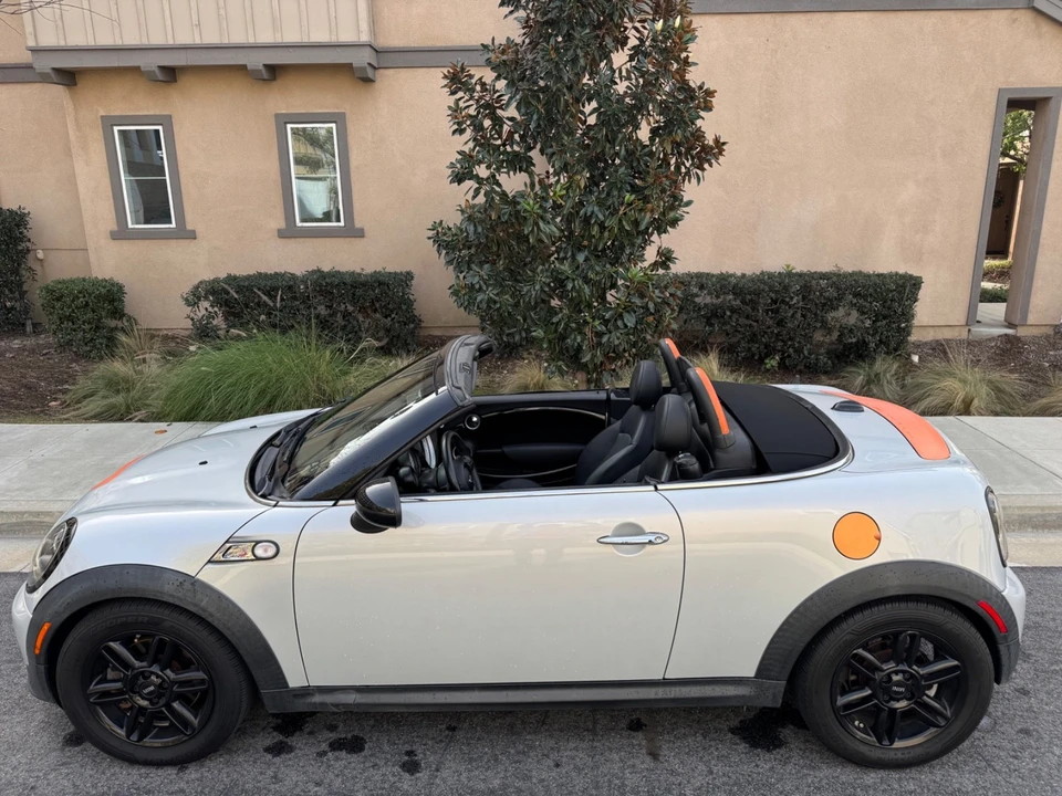 2013 Mini Mini 2nd Gen - Image 2 of 21