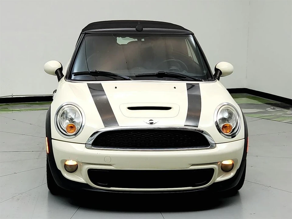 2013 Mini Mini 2nd Gen - Image 2 of 12