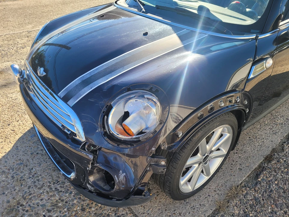 2013 Mini Coupe & Roadster - Image 9 of 21