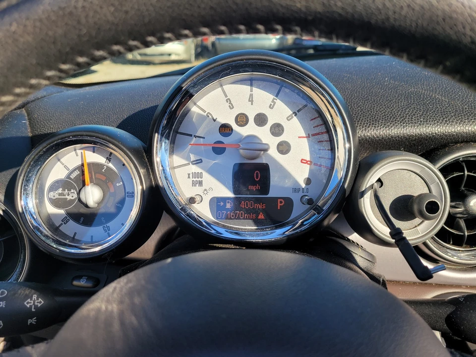 2013 Mini Mini 2nd Gen - Image 29 of 31