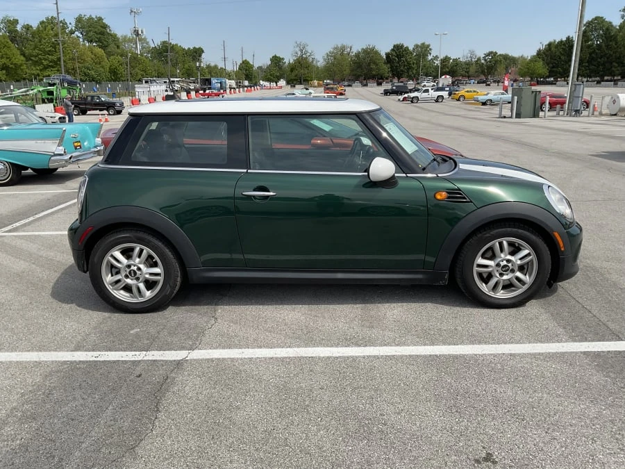 2013 Mini Mini 2nd Gen - Image 2 of 15