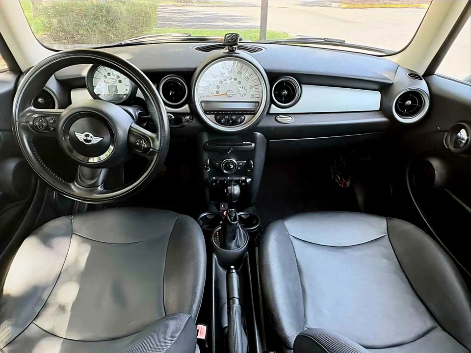 2013 Mini Mini 2nd Gen - Image 10 of 12