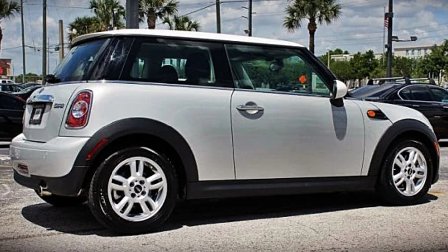 2013 Mini Mini 2nd Gen - Image 2 of 4