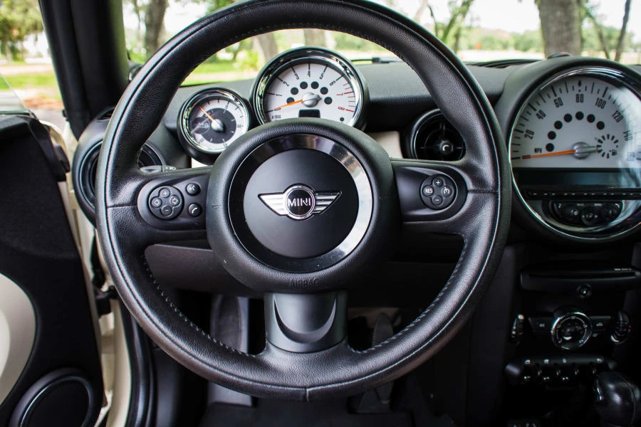 2013 Mini Mini 2nd Gen - Image 4 of 7