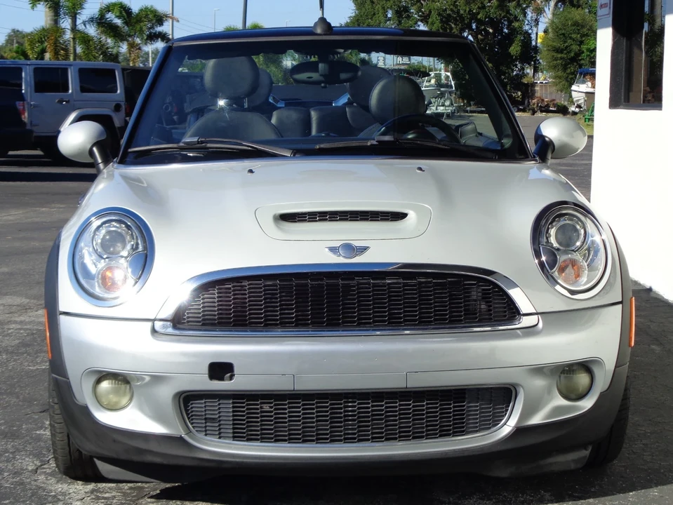 2013 Mini Mini 2nd Gen - Image 2 of 20