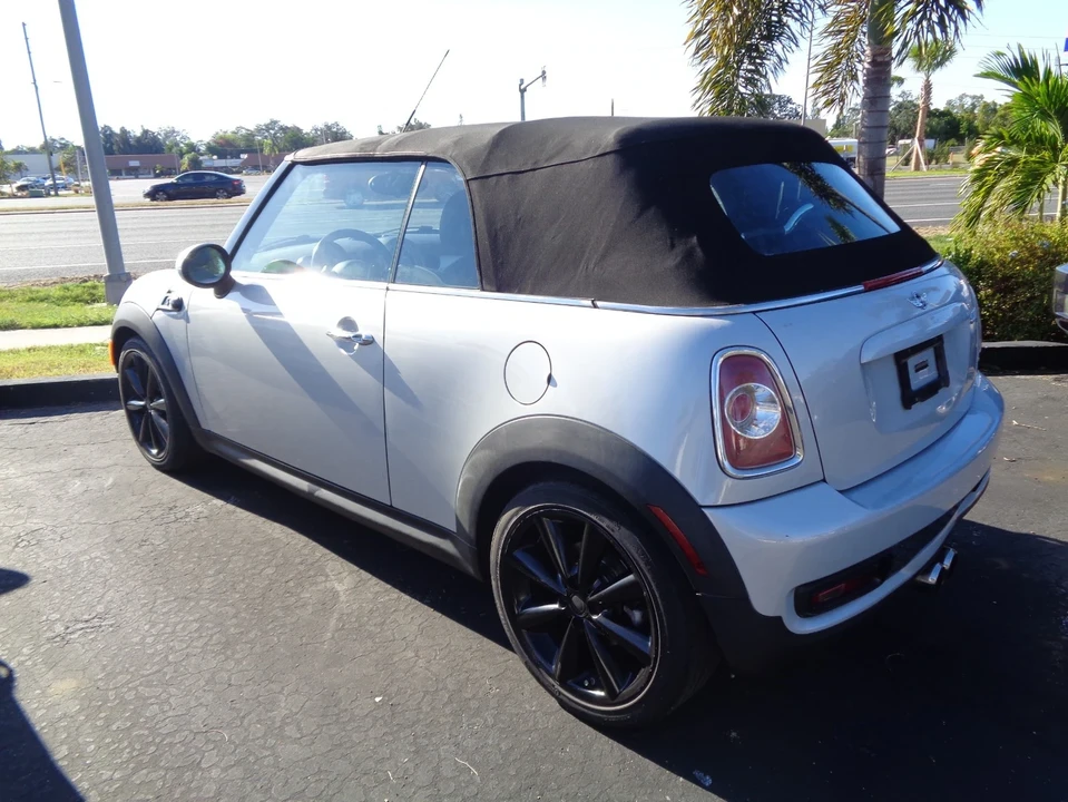 2013 Mini Mini 2nd Gen - Image 11 of 20