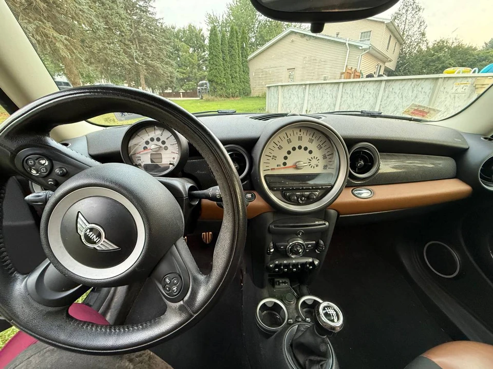 2013 Mini Mini 2nd Gen - Image 9 of 11