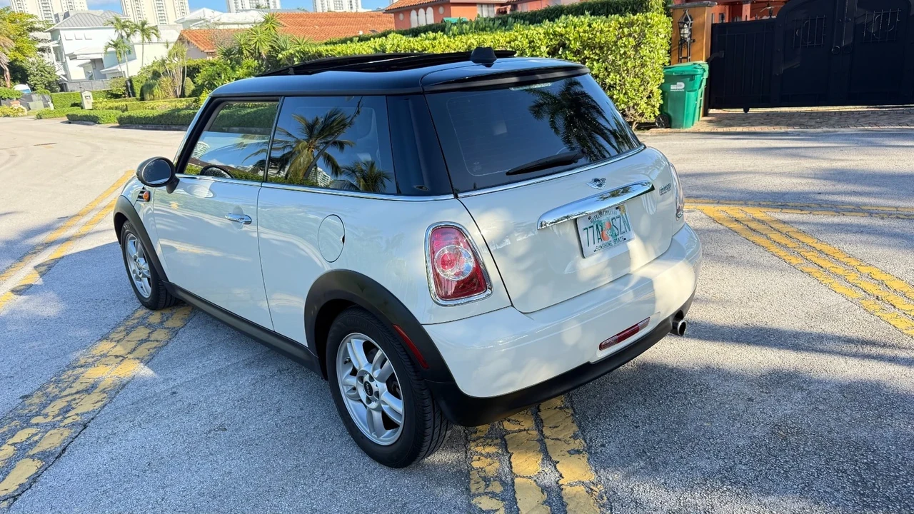 2013 Mini Mini 2nd Gen - Image 6 of 15