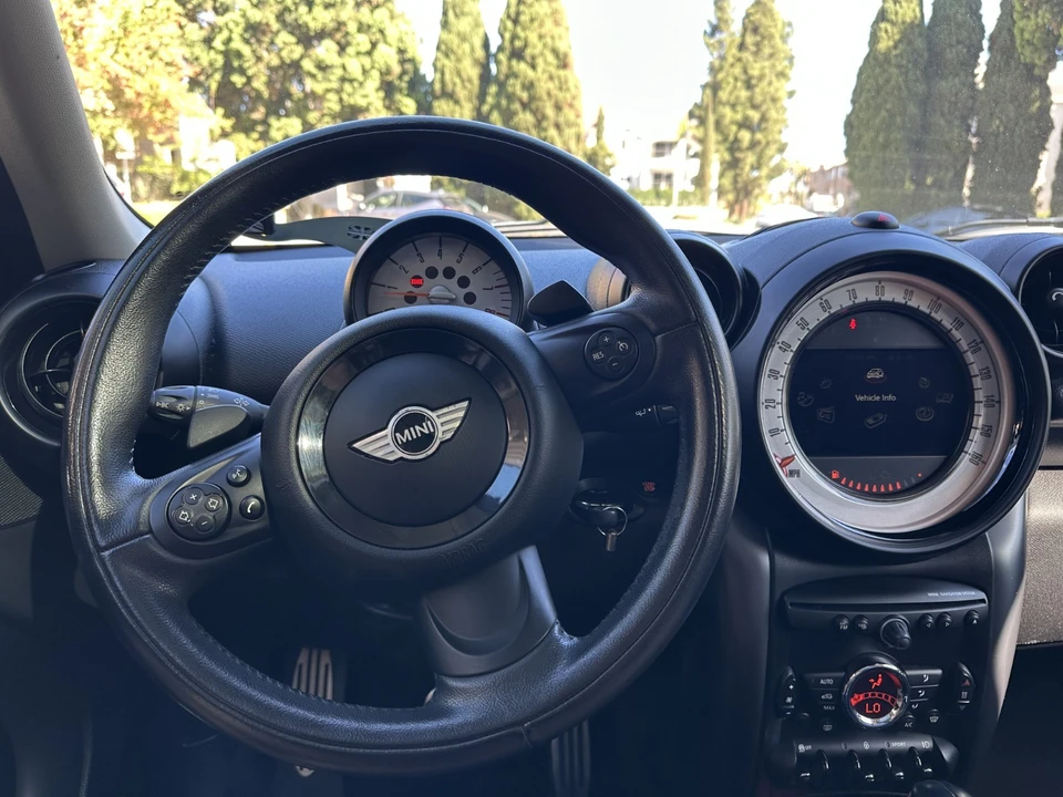 2013 Mini Countryman 1st Gen - Image 2 of 16