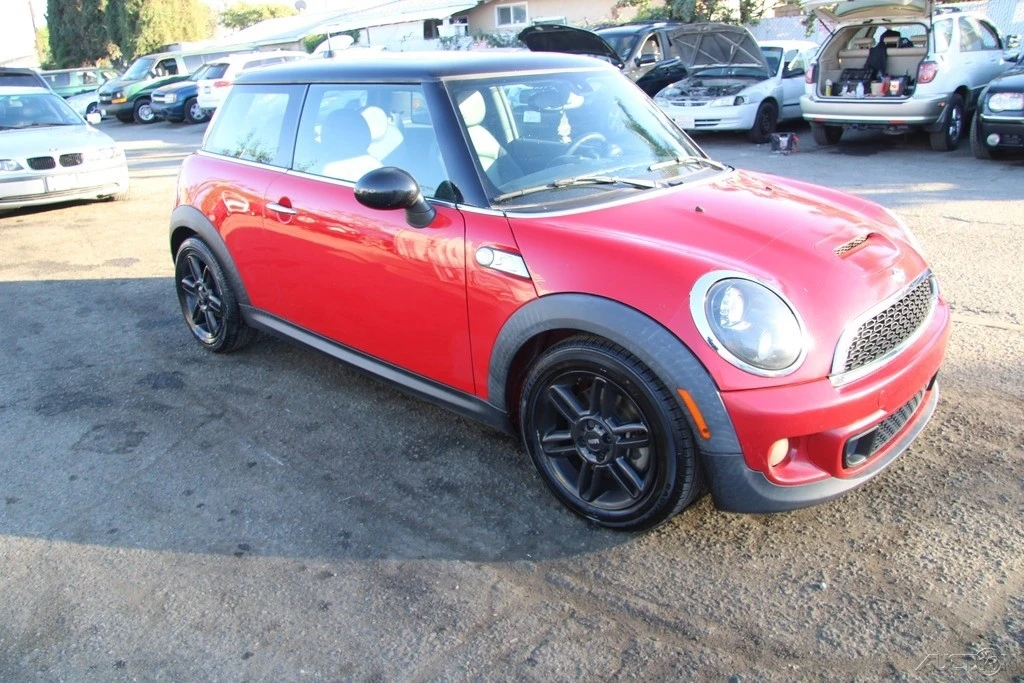 2013 Mini Mini 2nd Gen - Image 2 of 21