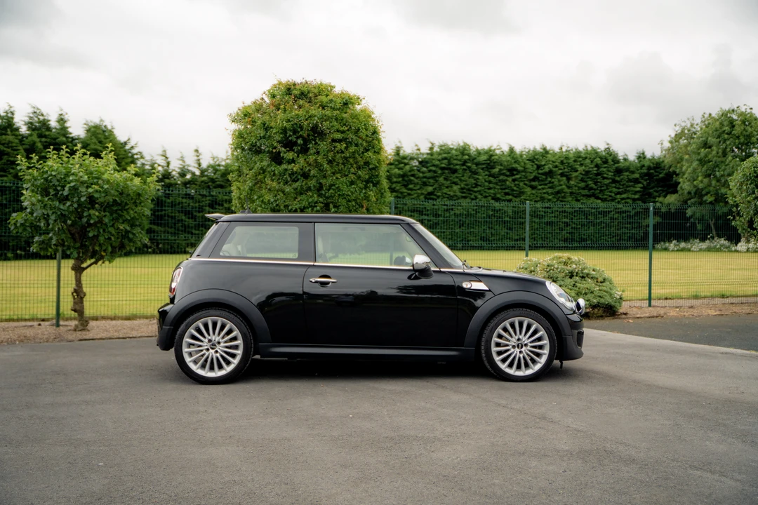2013 Mini Mini 2nd Gen - Image 8 of 31