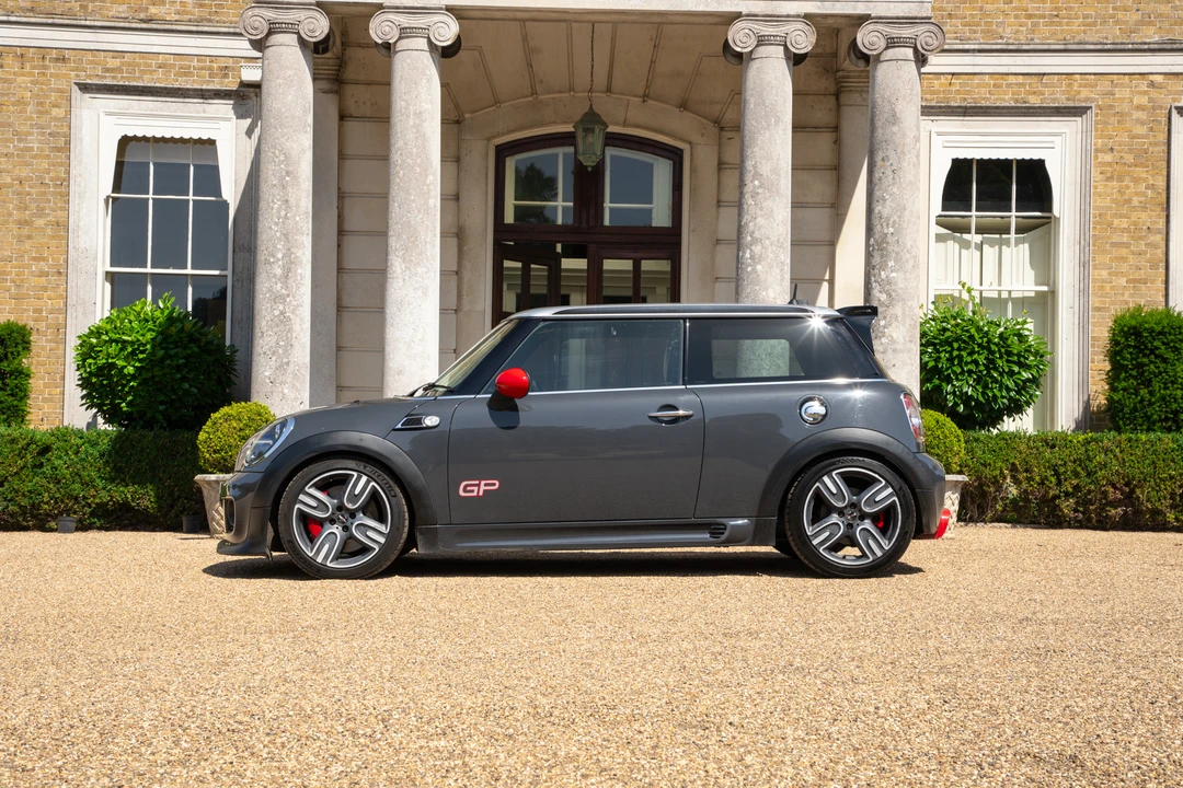 2013 Mini Mini John Cooper Works 2nd Gen - Image 16 of 31