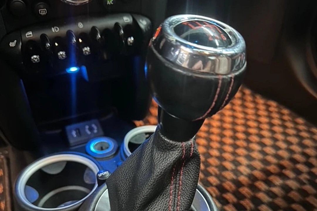 2013 Mini Mini John Cooper Works 2nd Gen - Image 23 of 31