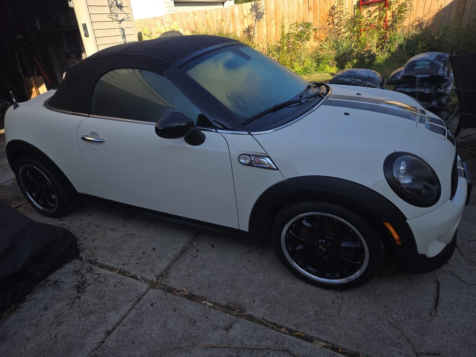 2013 Mini Coupe & Roadster - Image 3 of 14
